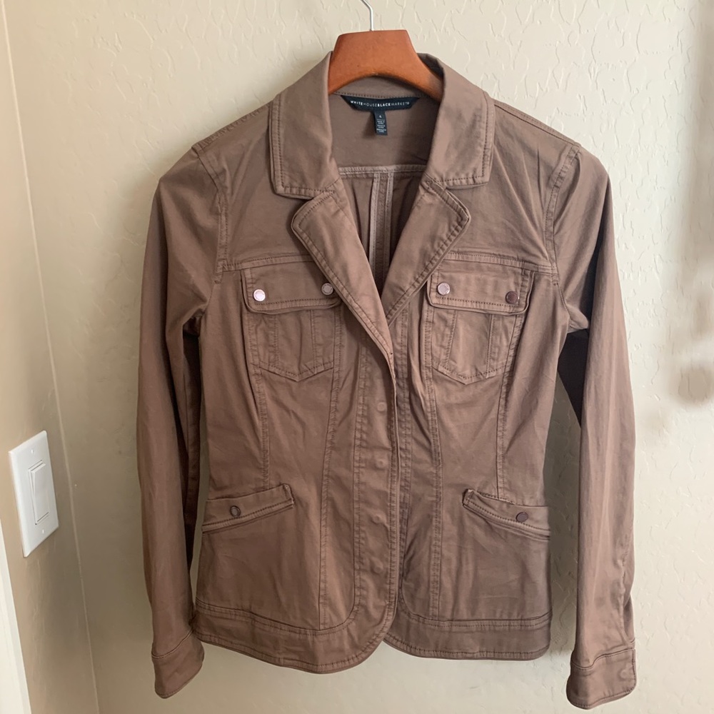 White House Black Market Womens blazer jacket, brown. Size 4.